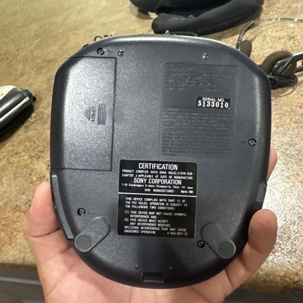 Sony Discman D-151 Portable CD Player Digital Mega Bass Tested Vintage 1997